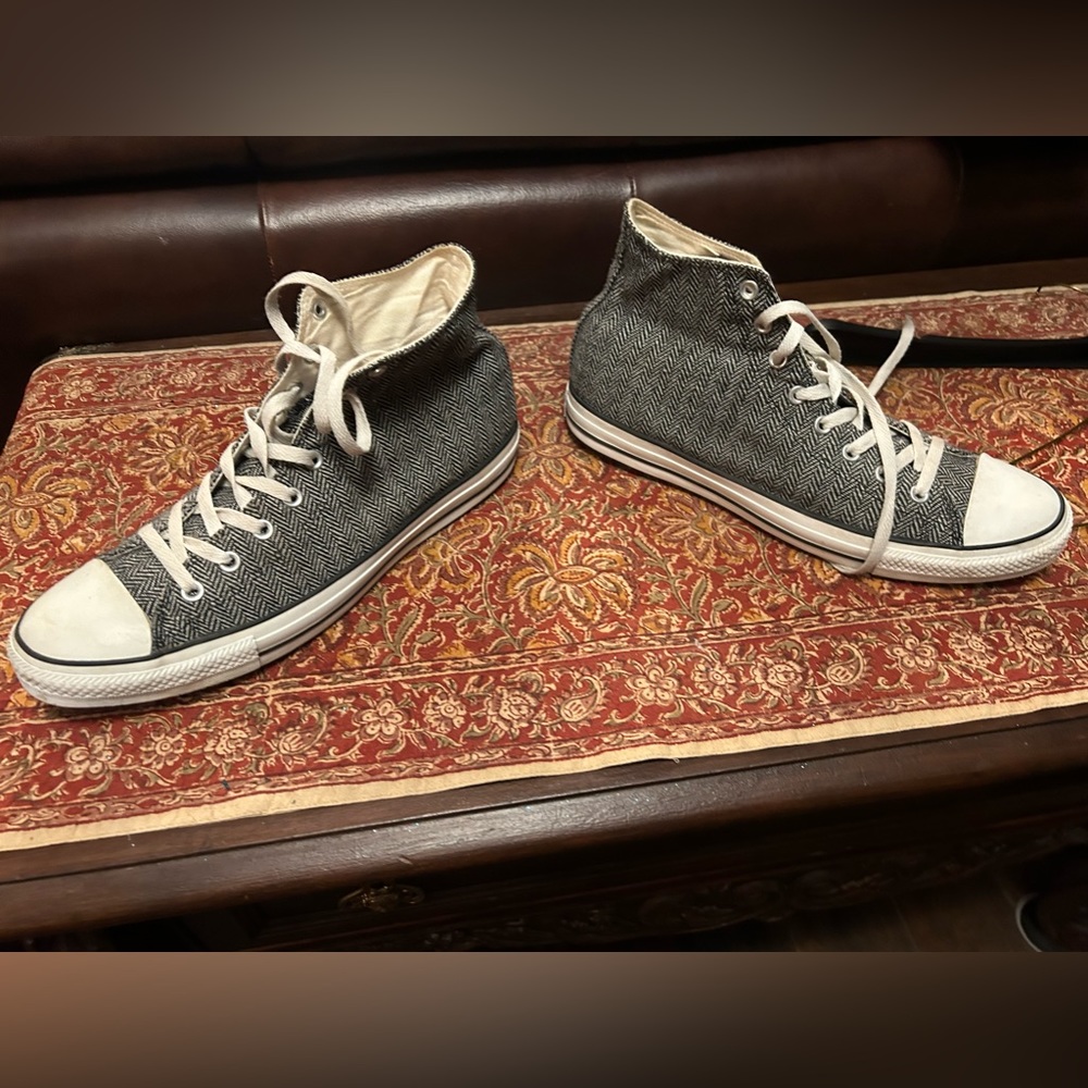 Rare men’s herringbone converse